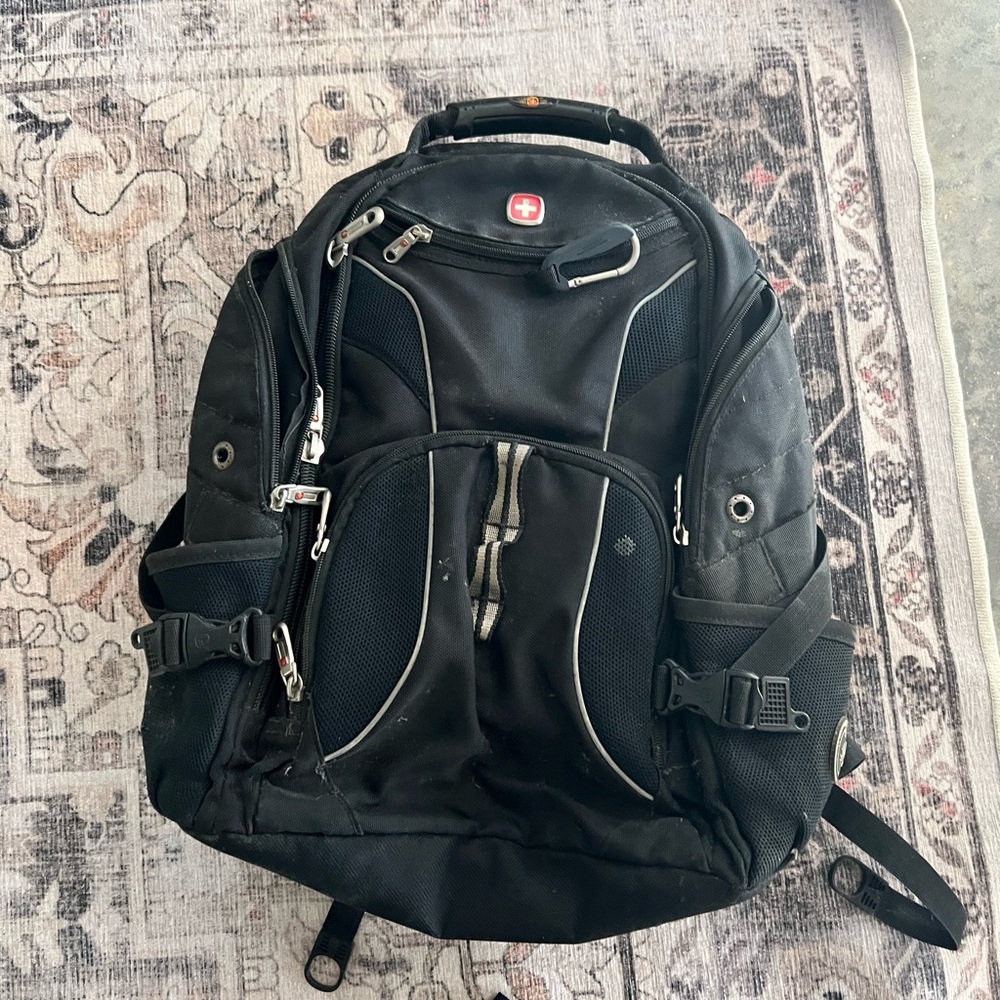 SwissGear 1900 Scansmart TSA 17 Laptop Backpack, Black, 19-Inch